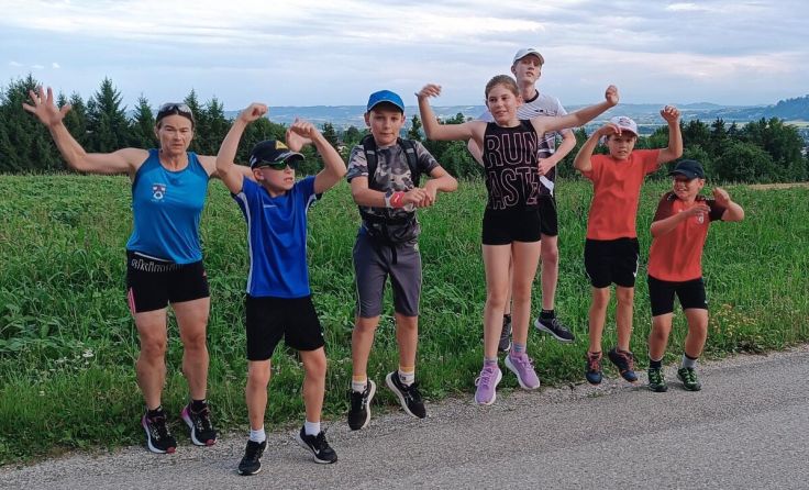 Die Kinder meisterten den Trail-Run. (Foto: Barbara Schatzl)