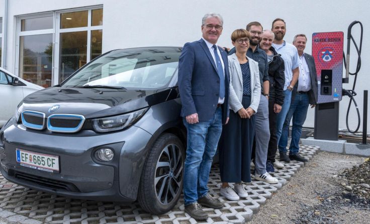 In Hartkirchen gibt es sechs neue E-Ladestationen. (Foto: Rathmayr)