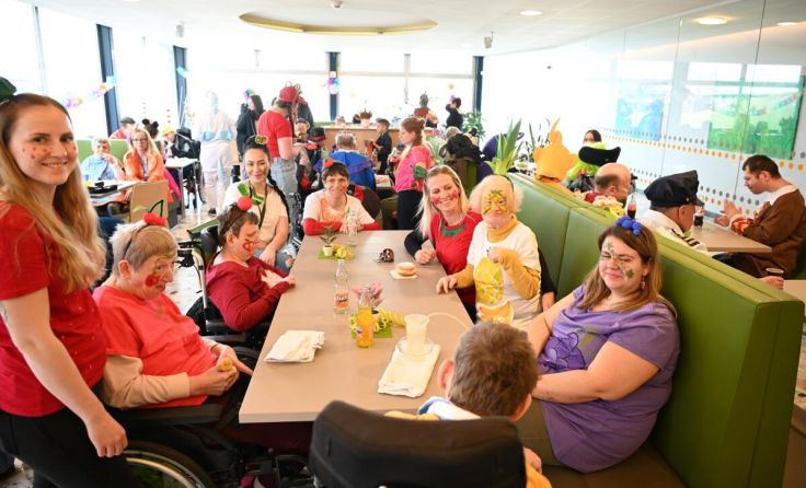 Faschingstreiben im Institut Hartheim (Foto: Joachim Reder/Institut Hartheim)