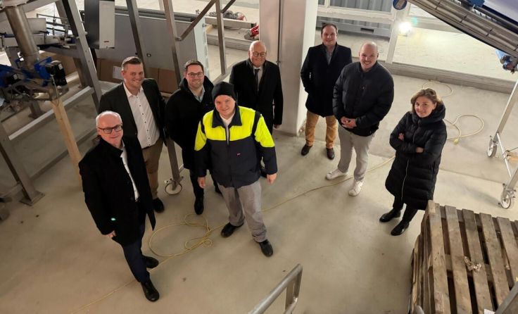 Die OÖVP Bezirk Grieskirchen bei der Betriebsbesichtigung in Waizenkirchen (Foto: OÖVP)