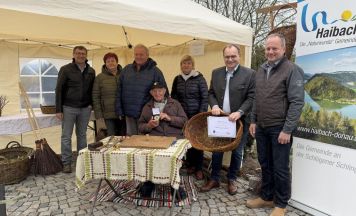 Haibacher Handwerker erhielt goldenes Ehrenzeichen der Gemeinde