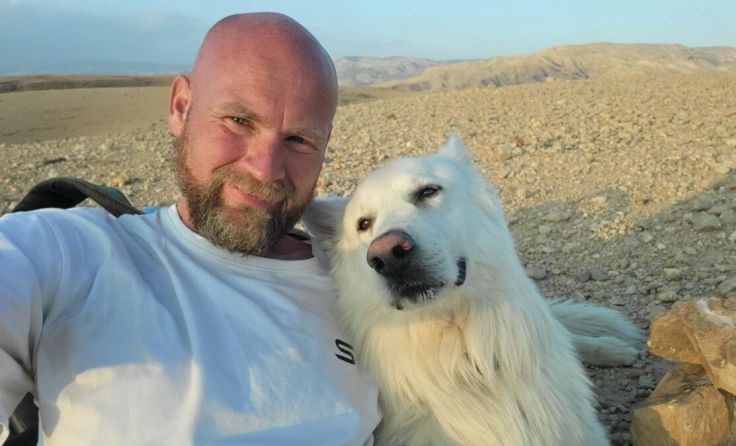 Michael Eichlberger mit seinem Hund Lazaro (Foto: Michael Eichlberger)