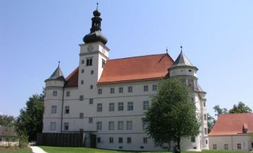 Forschungskolloquium in Schloss Hartheim beleuchtet Polizei im Nationalsozialismus