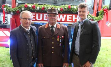 Neues Fahrzeug für FF Oed in Bergen