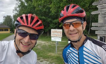 Eferdinger Duo siegt beim Race across Austria