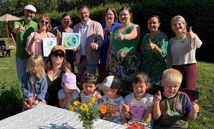 Übergabe der Klimabündnis-Mitgliedsurkunde (Foto: Stadtgemeinde Eferding)