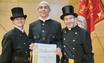 Schartner gewinnt Landeslehrlingswettbewerb der Rauchfangkehrer