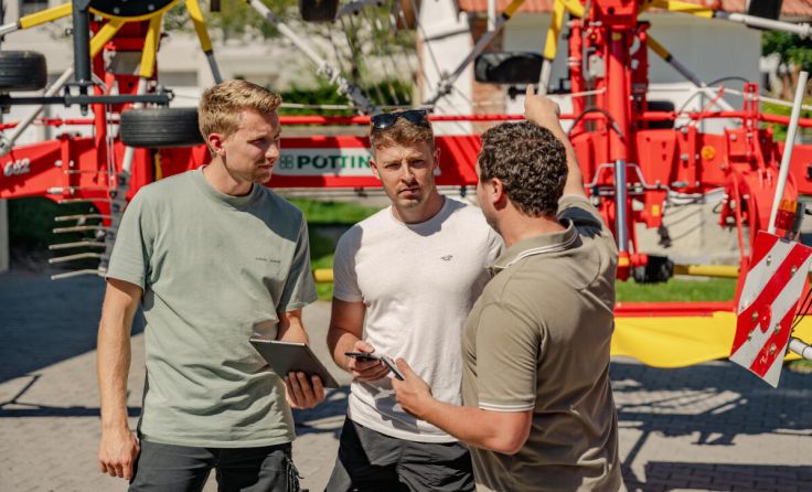 PÖTTINGER Landtechnik GmbH erweitert seine HARVEST ASSIST App. (Foto: Meike Nisius)