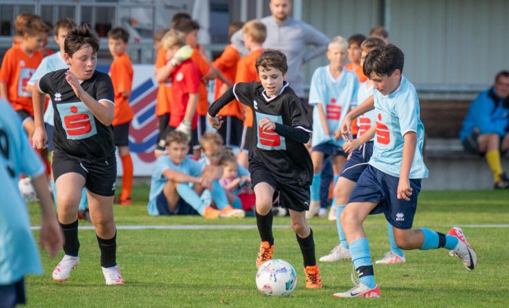 Den Kindern stand der Kampfgeist ins Gesicht geschrieben. (Foto: Josef Pils)
