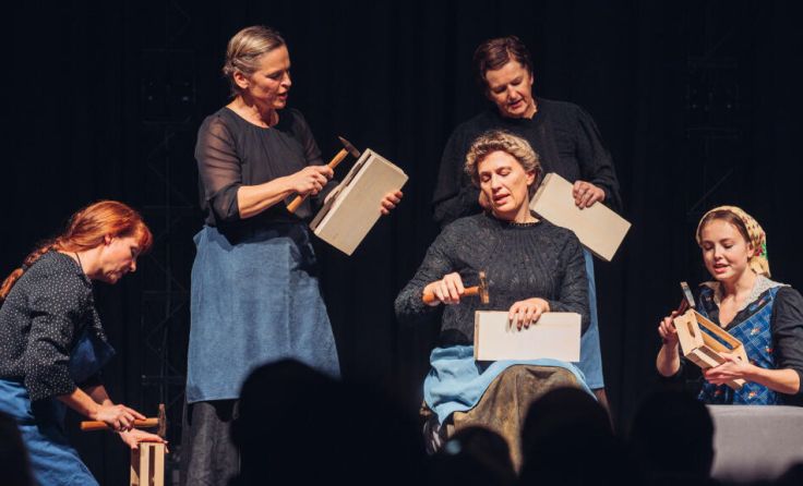 Zum Weltfrauentag spielen Laiendarsteller das Theaterstück „Pfeift“. (Foto: SPÖ)