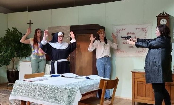 Die Darsteller der Theatergruppe Michaelbeuern treten wieder auf. (Foto: Fritz Gangl)