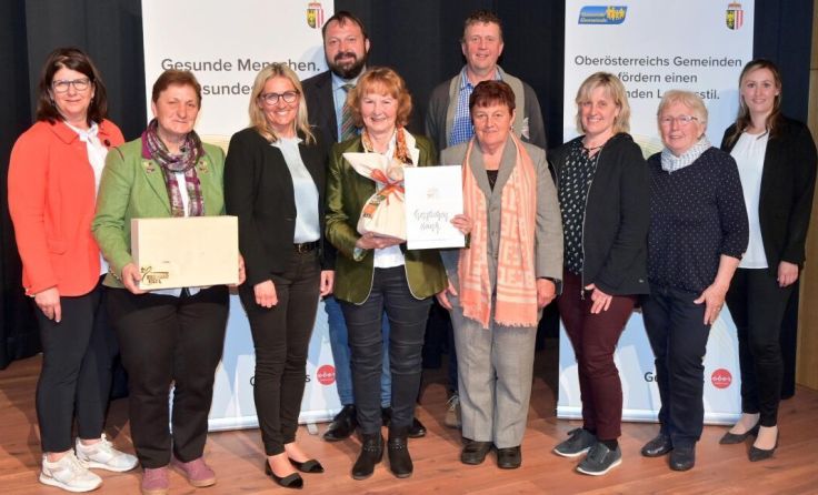 Gudrun Schwarz wurde für 20 Jahre ehrenamtliche Tätigkeiten geehrt. (Foto: M. Fesl)