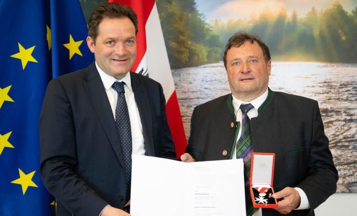 Günther Wimmer (r.) und Norbert Totschnig bei der Verleihung (Foto: BML/Hemerka)