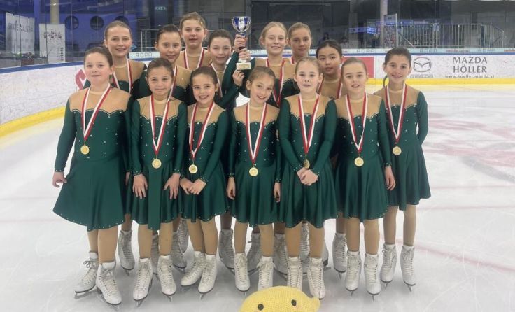 Trauner Synchronskating-Team "Mini Lemons Juvenile" (Foto: 1. USC Traun)