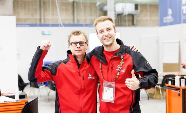 Jakob Schaumberger (l.) und Simon Dorra (r.) (Foto: HTL Leonding)