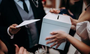 Hochzeitsschock: Braut verlangt 63 Euro Eintritt von ihren Gästen