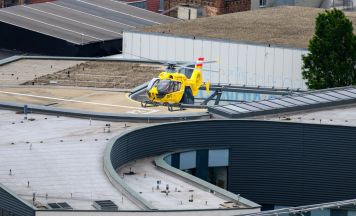 Schwerer Unfall in Niederösterreich: Frau (19) kollidiert mit Motorradfahrer