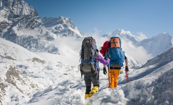 20 Millionen US-Dollar Betrug am Everest: Touristen wurden gezielt in Notlage gebracht