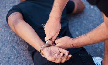 International gesuchter Mann nach 27 Jahren in Griechenland gefasst