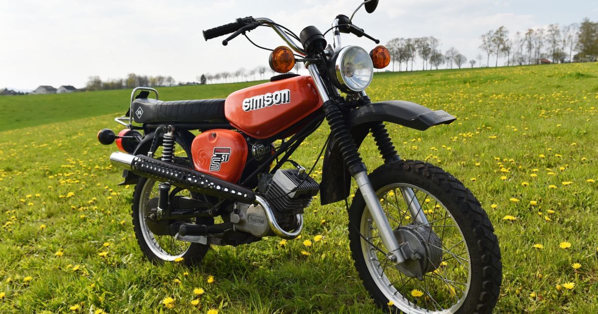 Mann (58) bekommt nach 42 Jahren sein gestohlenes Moped zurück