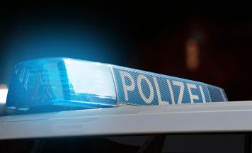 Drama in Niederösterreich: 20-Jähriger attackiert Jugendliche mit Messer