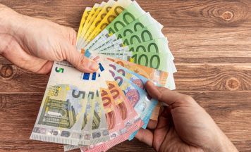 Zu wenig Lohn: Elektriker aus Niederösterreich erhält 7.600 Euro Nachzahlung