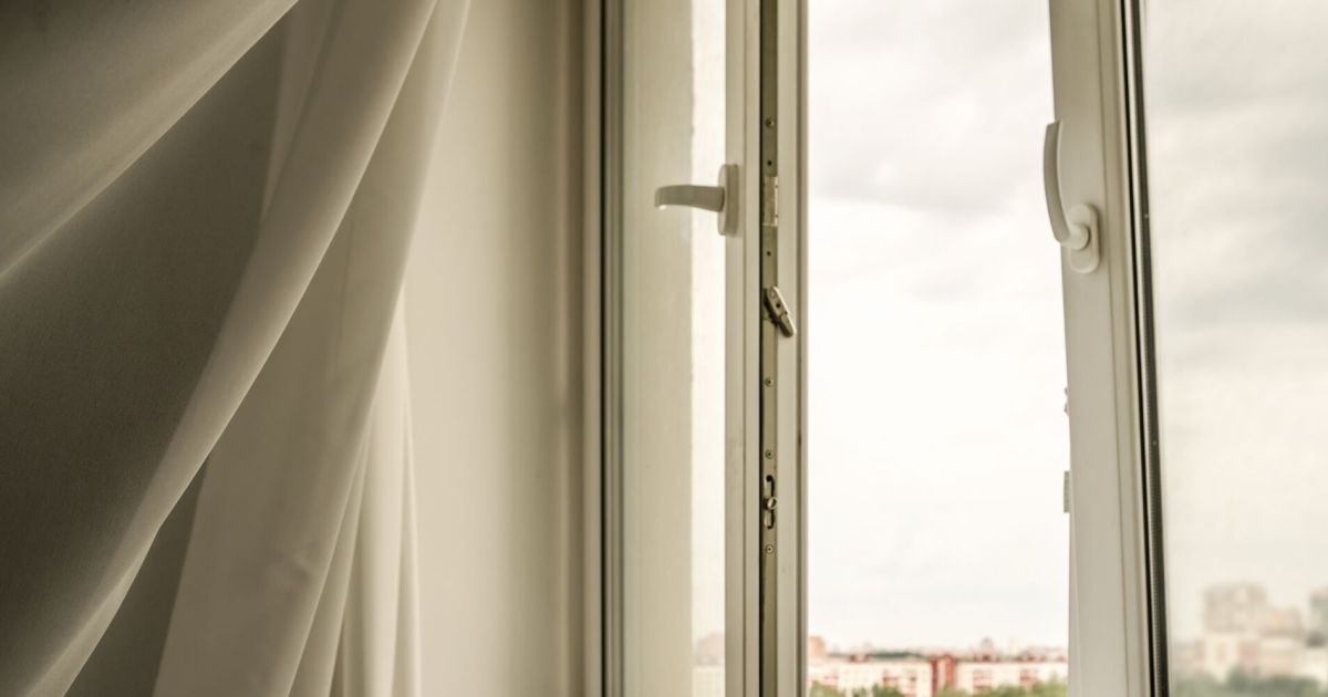 Tragedy in Lower Austria: Toddler falls from window