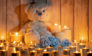 Tragödie: Kind (7) übergibt sich und stirbt Stunden später