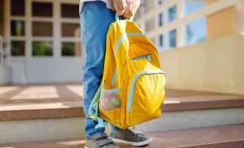 Polizei ermittelt: Volksschüler (6) mit Messer in der Schule