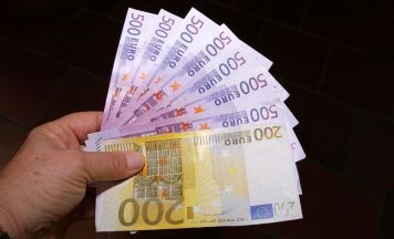 Kündigung nach 44 Jahren: Niederösterreicherinnen bekommen 23.700 Euro