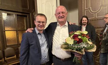 Klaus Schmid bleibt Bürgermeister in Simbach