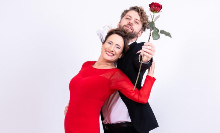 Das Stück "Sechs Tanzstunden in sechs Wochen" feiert Premiere. (Foto: Oliver Erenyi)