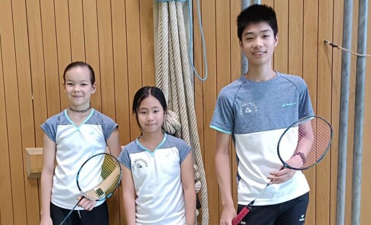 Von links: Katharina Ertl, Hanna Dinh, Erwin Dinh. (Foto: Union Neuhofen)