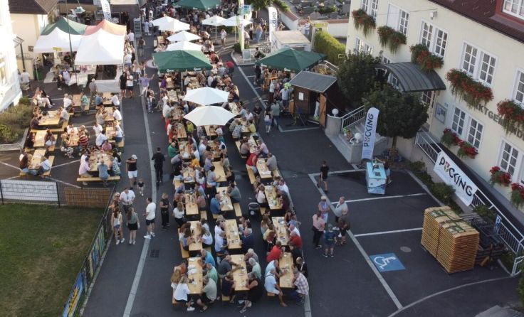 Rund 1.000 Besucher waren beim Marktfest in Pucking. (Foto: Marktgemeinde Pucking)