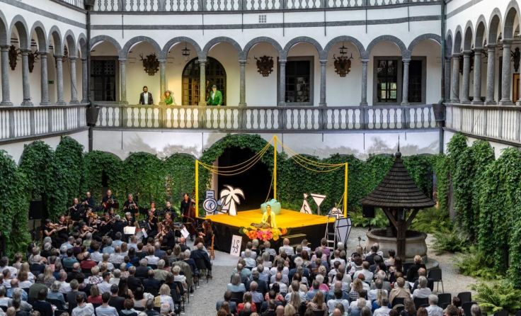 Einblick Arkadenhof Oper auf Schloss Greinburg (Foto: Bruno Brandstetter)
