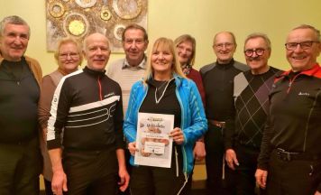 Spannende Duelle bei Eisstock-Bezirksmeisterschaft des Seniorenbundes