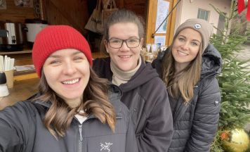 Charity-Punschstand in Pettenbach brachte 6.000 Euro für den guten Zweck