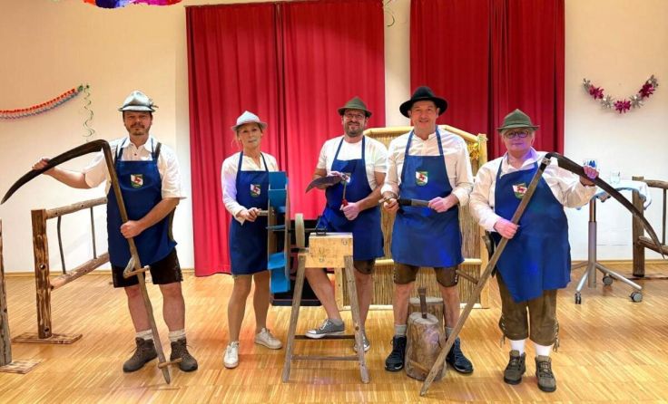 Beim Roßleithener Maskenball im Gemeindesaal herrschte ausgelassene Stimmung. (Foto: Kurt Pawluk)