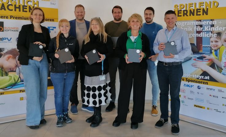 Greiner spendete 50 Minicomputer an Schulen in und rund um Steyr. (Foto: TIC Steyr/CoderDojo Steyr)