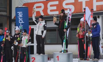 FIS-Super-G auf der Wurzeralm: Internationale Nachwuchstalente am Start