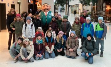 Kirchdorfer Volksschüler zu Besuch im Medienhaus Wimmer