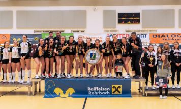 Hallen-Faustball: Staatsmeistertitel für Nußbach und Vöcklabruck