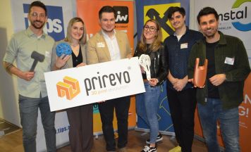 Junge Wirtschaft Kirchdorf bekam Einblicke in 3D-Druck und Cyber-Sicherheit bei Rieder Firma