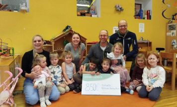 Bewegung für den guten Zweck bringt 850 Euro für Kindergarten in Steyrling