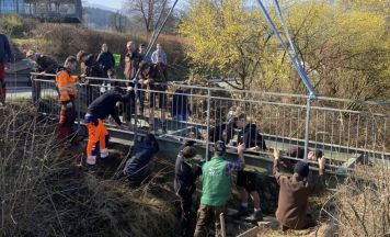 Schlierbacher Landwirtschaftsschüler bauen sicheren Schulweg
