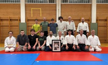 Schlierbacher Fachschüler üben Selbstverteidigung mit Aikido-Kampfkünstlern in Kremsmünster