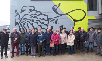 Altbauernobmänner mit Partnerinnen auf Betriebsbesuch im Zementwerk Kirchdorf