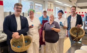 Freiheitliche Jugend sorgt mit Osteraktion für große Freude in Seniorenheimen im Bezirk Kirchdorf