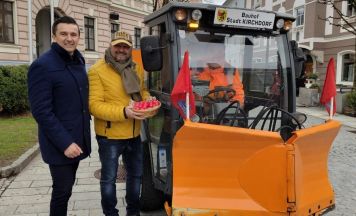 SPÖ Kirchdorf peckt zu Ostern Eier mit Hilfsorganisationen aus dem Bezirk