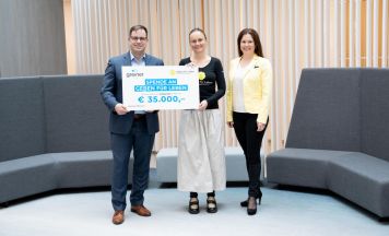 35.000 Euro gespendet: Greiner Bio-One unterstützt erneut Stammzellenspenden